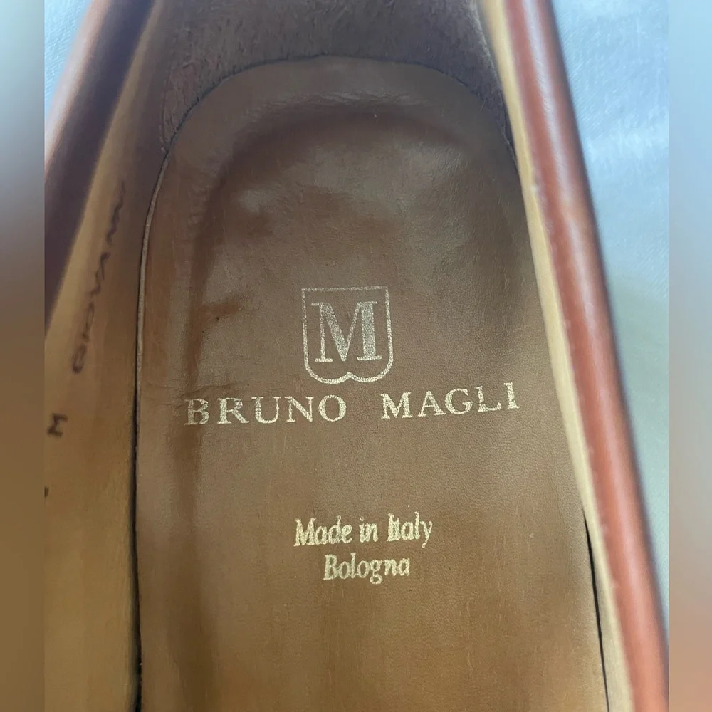 BRUNO MAGLI COGNAC TASSEL LOAFERS SIZE 10.5 M